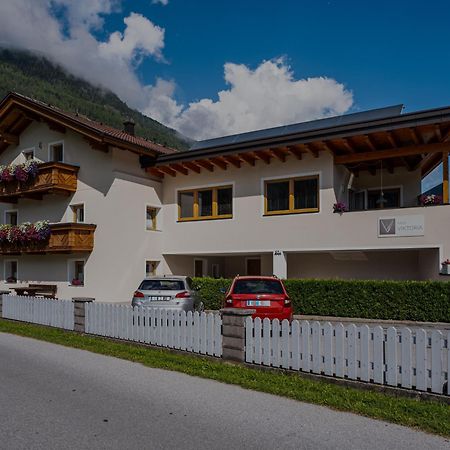 Apartamento Haus Viktoria Längenfeld Exterior foto