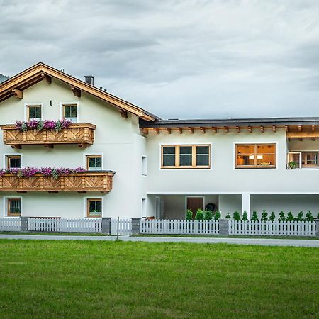 Apartamento Haus Viktoria Längenfeld Exterior foto