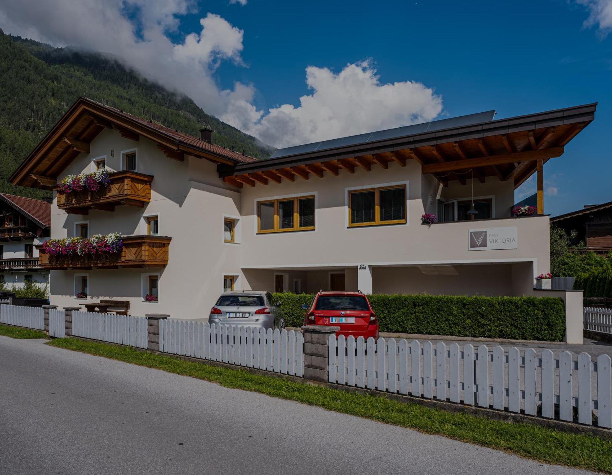 Apartamento Haus Viktoria Längenfeld Exterior foto